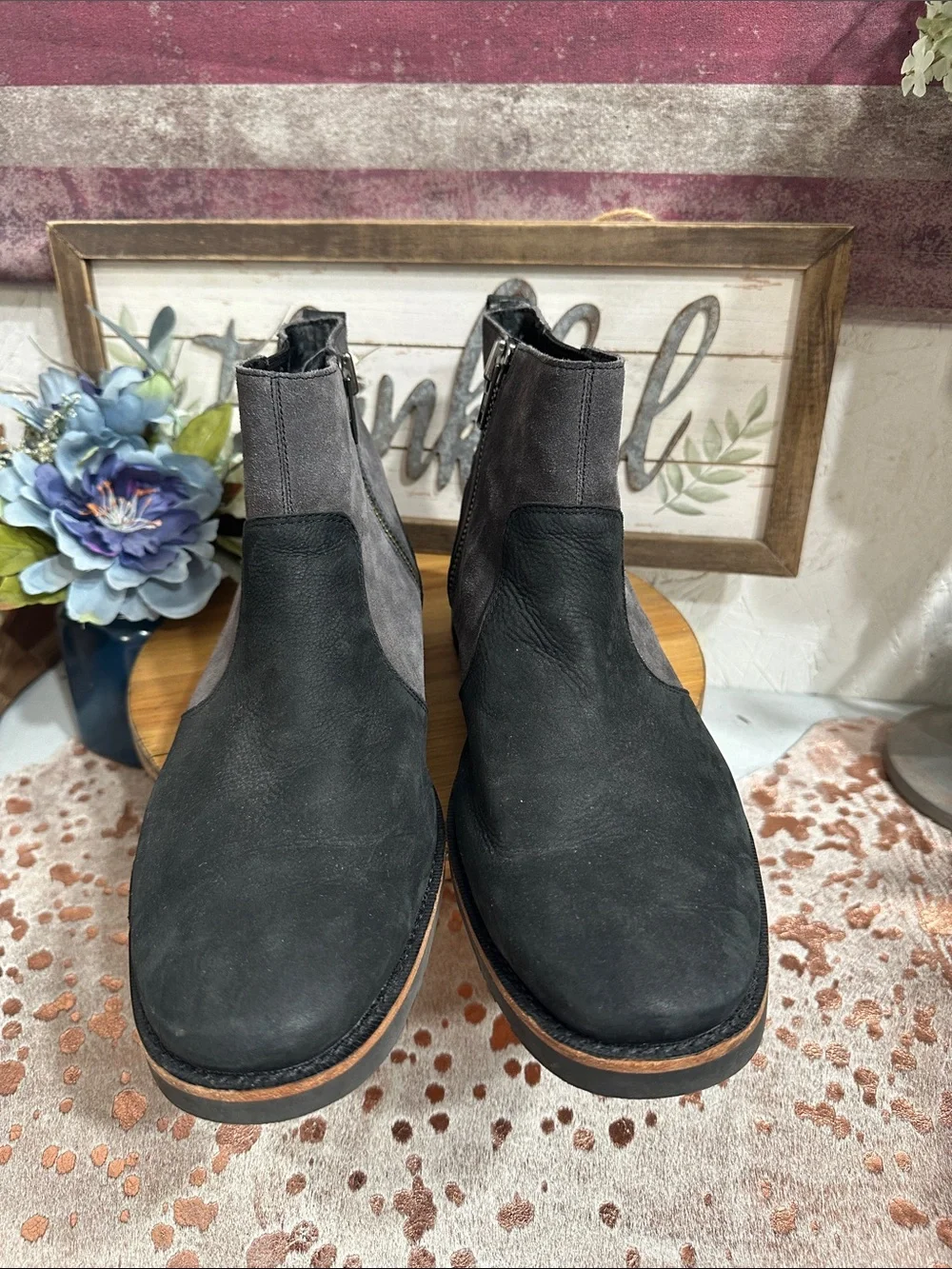 Timberland Black & Gray Chelsea Zip Ankle Boots